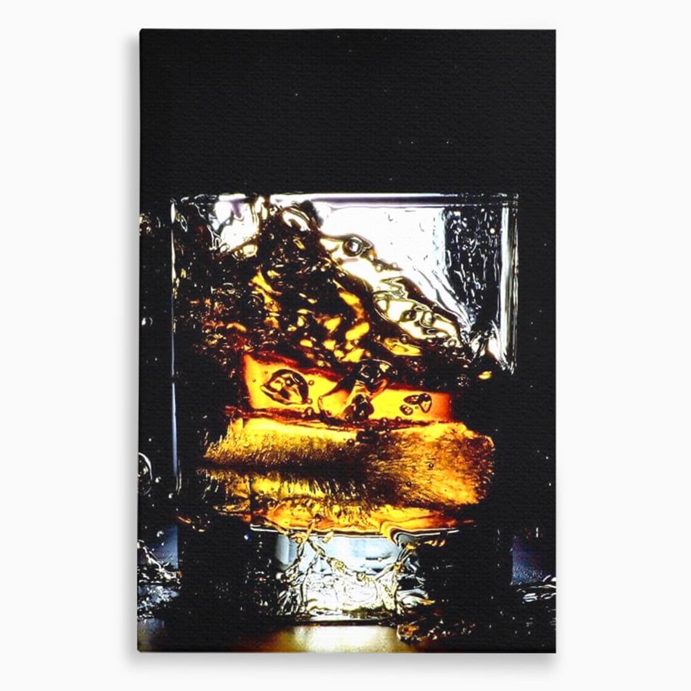 Tablou canvas cu tablou canvas cu pahar de whisky si gheata, fara rama, pe sasiu de lemn